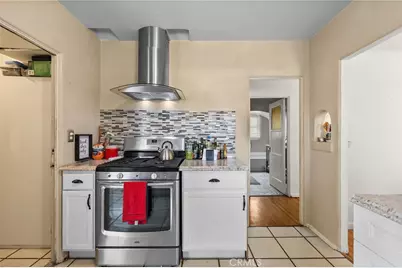 1030 W 80th, Los Angeles, CA 90044 - Photo 12