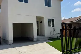 234 -234 1/2 E 81st, Los Angeles, CA 90003 - Photo 2
