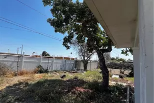 1609 W 166th, Compton, CA 90220 - Photo 14