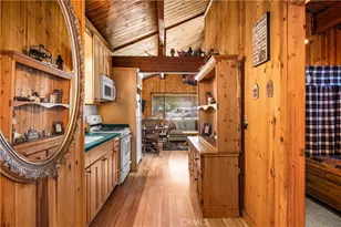 906 W Country Club Blvd, Big Bear City, CA 92314 - Photo 16