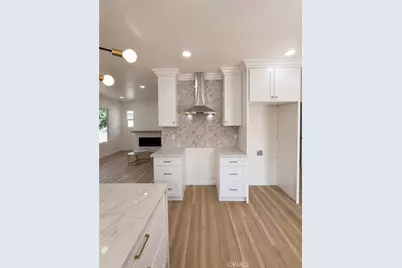 324 E 84th Street, Los Angeles, CA 90003 - Photo 18