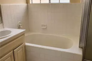 12151 Saint Tropez, Cerritos, CA 90703 - Photo 14