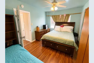 1425 W Gage Avenue, Los Angeles, CA 90047 - Photo 14