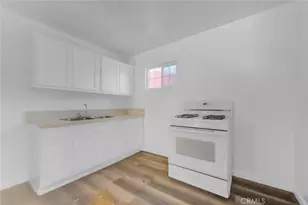 1159 E 74th St, Los Angeles, CA 90001 - Photo 16