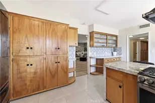 933 N Pine, Rialto, CA 92376 - Photo 16