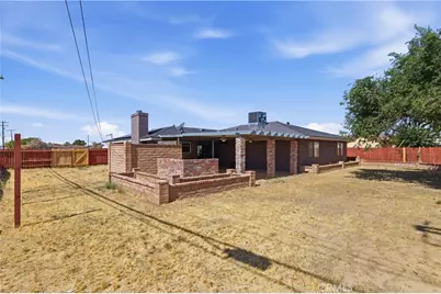 8801 Hickory, California City, CA 93505 - Photo 8