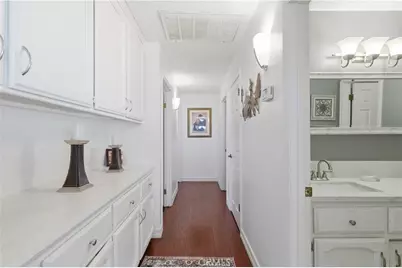 8801 Hickory, California City, CA 93505 - Photo 16