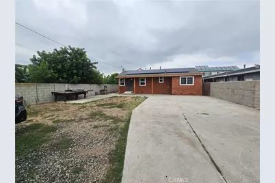 4921 W 104th St, Inglewood, CA 90304 - Photo 2
