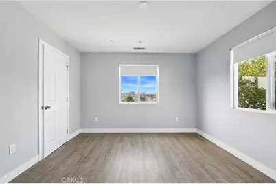 833 N Humphreys, Los Angeles, CA 90022 - Photo 46