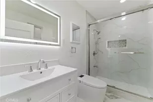 833 N Humphreys, Los Angeles, CA 90022 - Photo 14
