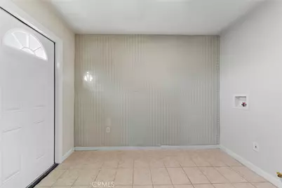 833 N Humphreys, Los Angeles, CA 90022 - Photo 20