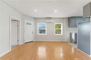 833 N Humphreys, Los Angeles, CA 90022 - Photo 12