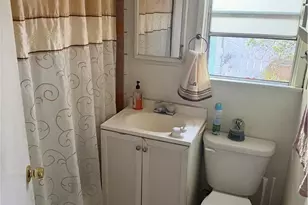 290 E Woodbury Rd, Altadena, CA 91001 - Photo 6