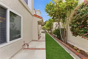 25011 Luna Bonita Dr, Laguna Hills, CA 92653 - Photo 54