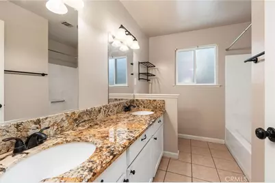 3034 N Marty, Fresno, CA 93722 - Photo 14