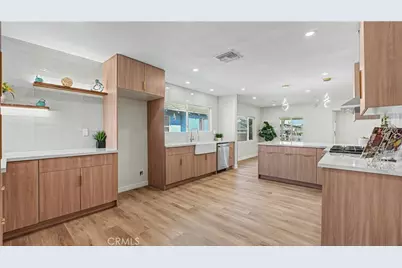 1933 W 43rd Place, Los Angeles, CA 90062 - Photo 24