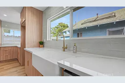 1933 W 43rd Place, Los Angeles, CA 90062 - Photo 22