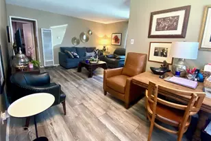 1020 W 220th St, Torrance, CA 90502 - Photo 2