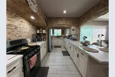 14906 S Lime Ave, Compton, CA 90221 - Photo 8