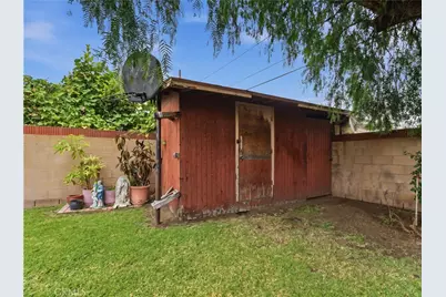 22418 Neptune Avenue, Carson, CA 90745 - Photo 38