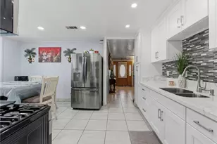 22418 Neptune Ave, Carson, CA 90745 - Photo 10