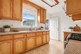 2227 E 112th, Los Angeles, CA 90059 - Photo 18