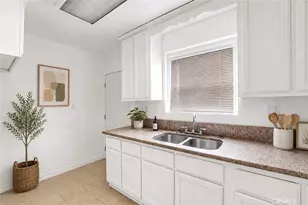 2227 E 112th, Los Angeles, CA 90059 - Photo 8