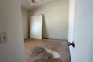 9161 Santa Fe E Ave, Hesperia, CA 92345 - Photo 22