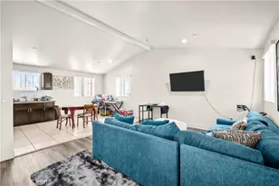 844 W 78th St, Los Angeles, CA 90044 - Photo 28