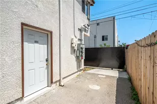 844 W 78th St, Los Angeles, CA 90044 - Photo 20