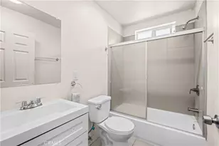 844 W 78th St, Los Angeles, CA 90044 - Photo 22