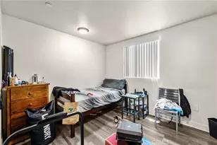844 W 78th St, Los Angeles, CA 90044 - Photo 34