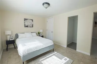 1008 S Herbert Ave, Los Angeles, CA 90023 - Photo 40