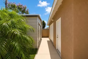 811 E St James Ave, Orange, CA 92865 - Photo 18