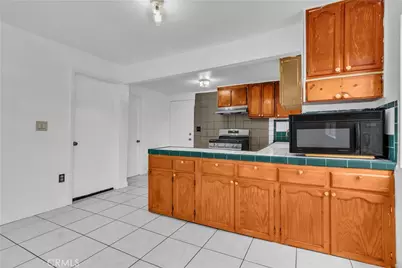 127 W 111th St, Los Angeles, CA 90061 - Photo 30