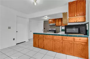 127 W 111th St, Los Angeles, CA 90061 - Photo 30