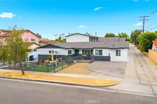 6221 Corona, Bell, CA 90201 - Photo 2