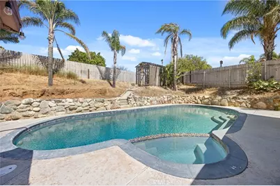 10937 Desert Sand Avenue, Riverside, CA 92505 - Photo 28