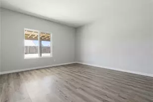 13777 Clear Valley Rd, Victorville, CA 92392 - Photo 6