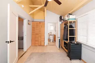 13217 Raven, Sylmar, CA 91342 - Photo 6