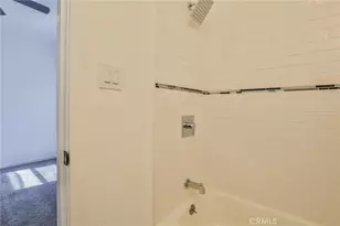 761 W 103rd, Los Angeles, CA 90044 - Photo 20