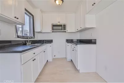 761 W 103rd, Los Angeles, CA 90044 - Photo 38