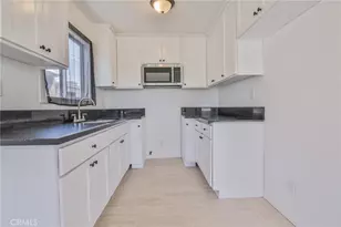 761 W 103rd, Los Angeles, CA 90044 - Photo 38