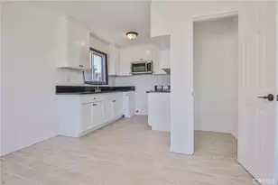 761 W 103rd, Los Angeles, CA 90044 - Photo 36