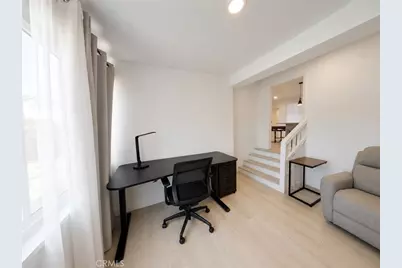 1558 W 105th, Los Angeles, CA 90047 - Photo 14