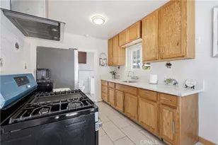 4017 Santa Ana, Huntington Park, CA 90255 - Photo 26