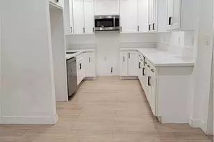 844 56th St, Los Angeles, CA 90037 - Photo 12