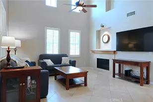 27022 Pebble Beach, Valencia, CA 91381 - Photo 2