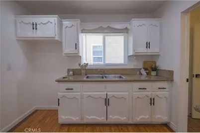 1008 S Herbert Ave, Los Angeles, CA 90023 - Photo 14