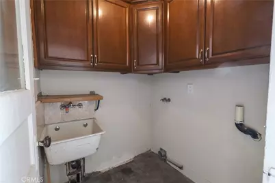 931 - 933 S La Verne Ave, Los Angeles, CA 90022 - Photo 38